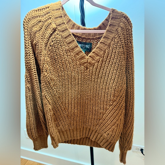 American Eagle Outfitters Tan V-Neck Sweater - Picture 5 of 7